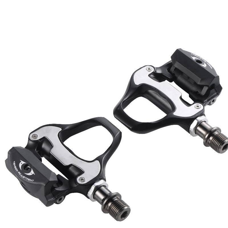 Stevvex ultralight carbon fiber road bike pedals with clipless Delta system and cleats