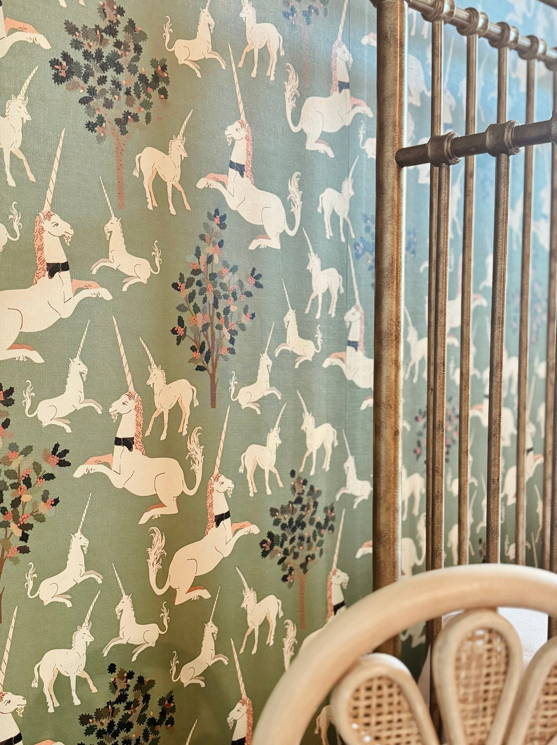 Odette Vintage Maximalist Wallpaper in Olive Green & Cream