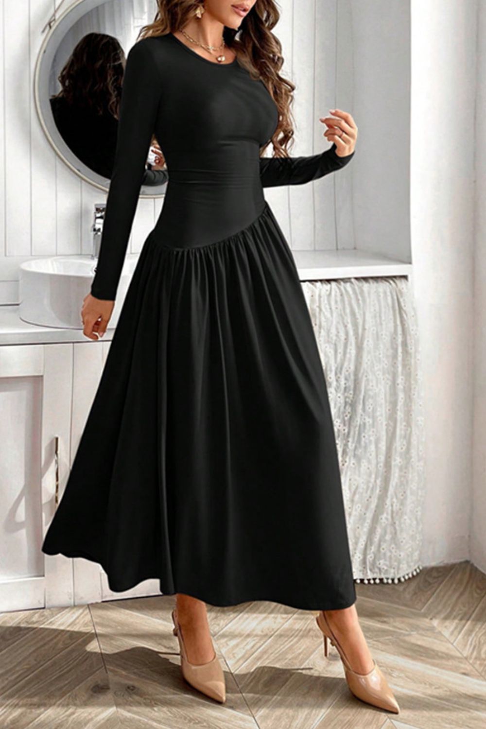 Black Ruched Round Neck Long Sleeve Dress for Women
