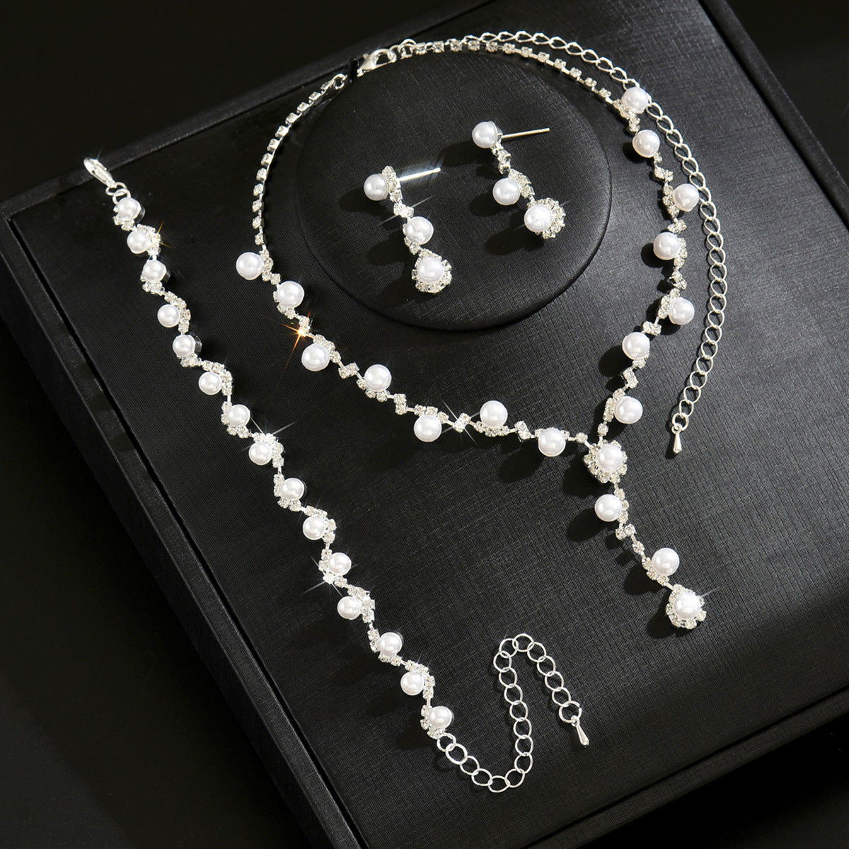 Women 3 Pcs Rhinestone Pearl Jewelry Set,Choker Necklace Dangle Earrings Bracelet,Elegant Costume Accessories For Dinner Party Evening Dress Occasion