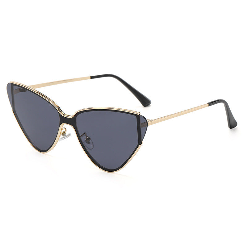 Retro Cat-Eye Sunglasses Vintage Glamour Trendy Shades