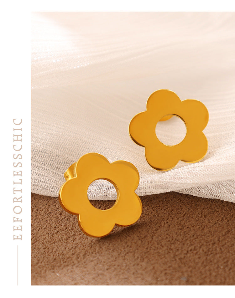Fresh And Sweet, Versatile And Elegant, Smooth Surface Flower Stud Earrings For Women, Made Of Stainless Steel, Featuring A Unique And Niche Style, Suitable For Daily Wear.