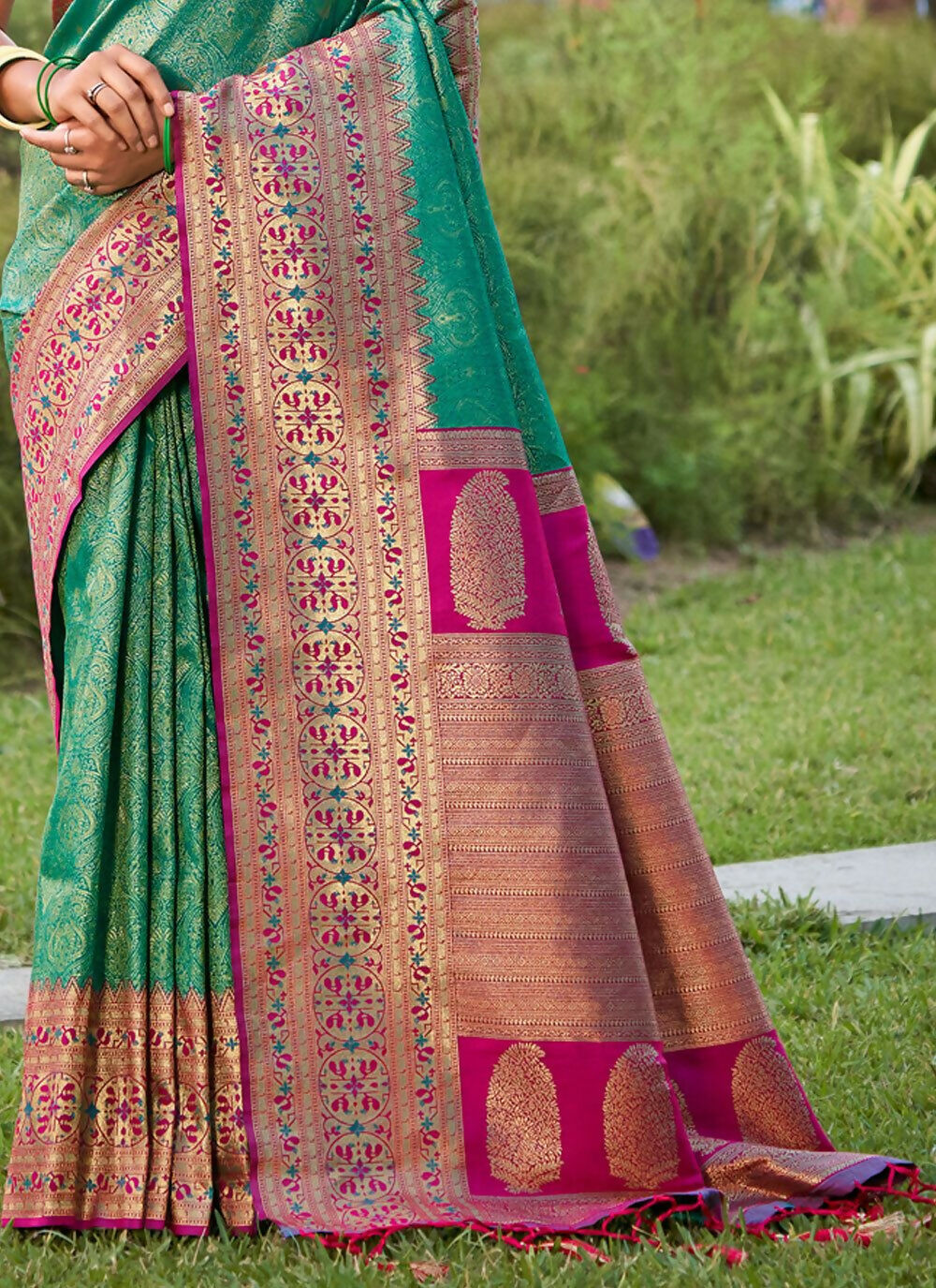 Rama Green Banarasi Silk Saree with Matching Blouse Piece