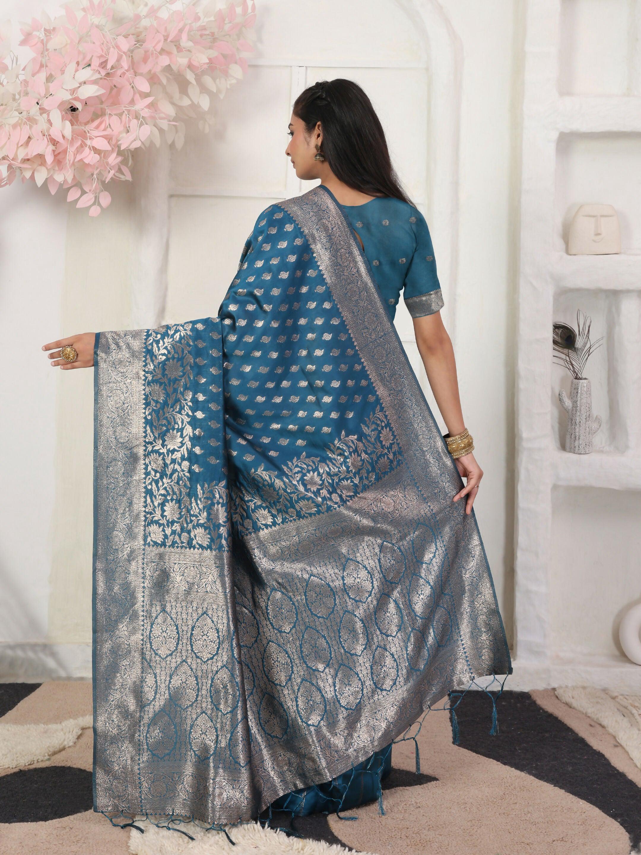 Light Pink Lichi Silk Saree with Matching Blouse Piece