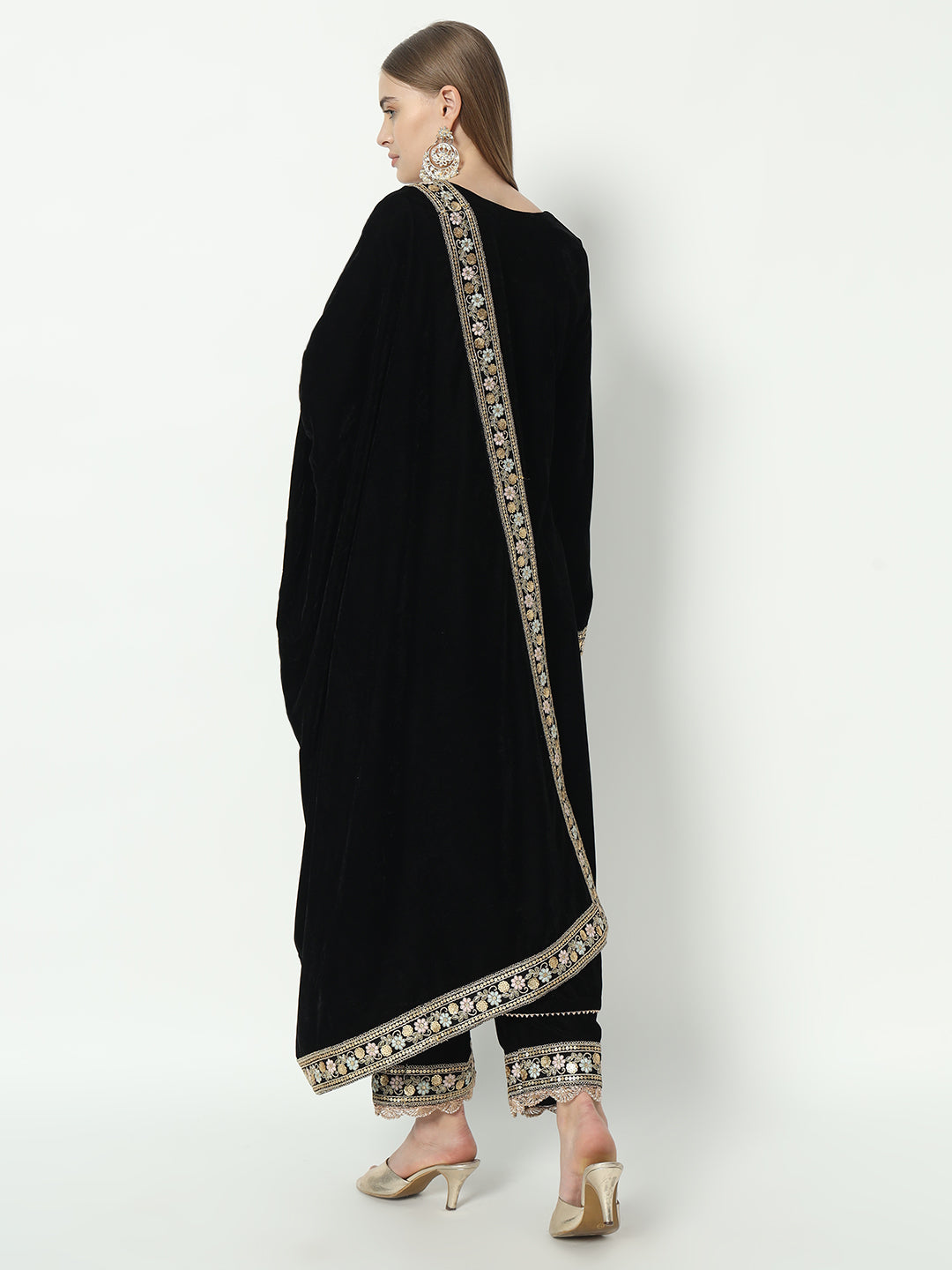 Black Velvet Lace Suit Set with Delicate Detailing