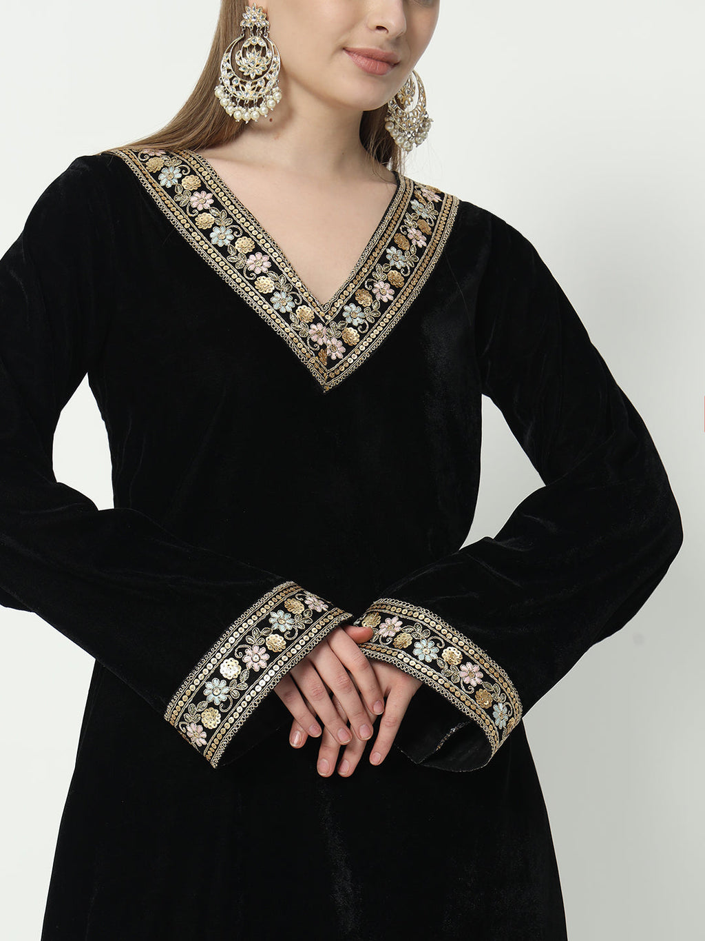 Black Velvet Lace Suit Set with Delicate Detailing