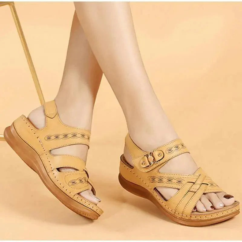 Women's Classic Buckle Strap Sandals Casual Comfortable Footwear