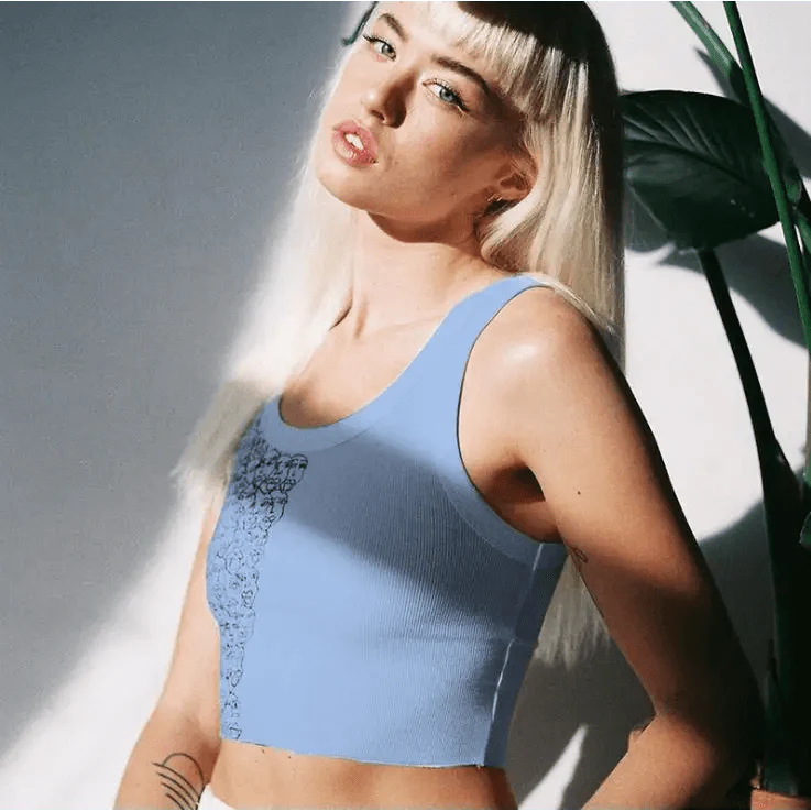 Women’s Abstract Print Ribbed Crop Tank Top - Modern Streetwear