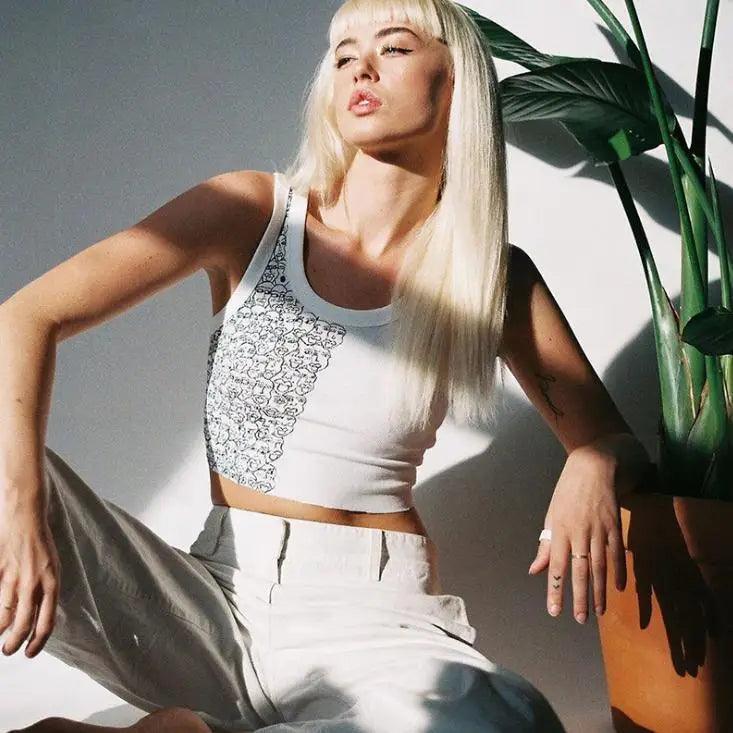 Women’s Abstract Print Ribbed Crop Tank Top - Modern Streetwear