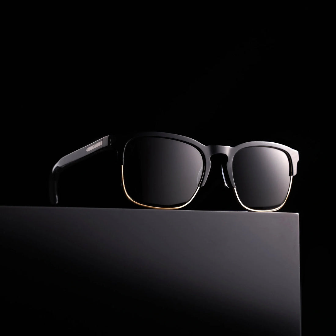 The Villa Jet Black Gold Sunglasses - Sleek Masculine Design