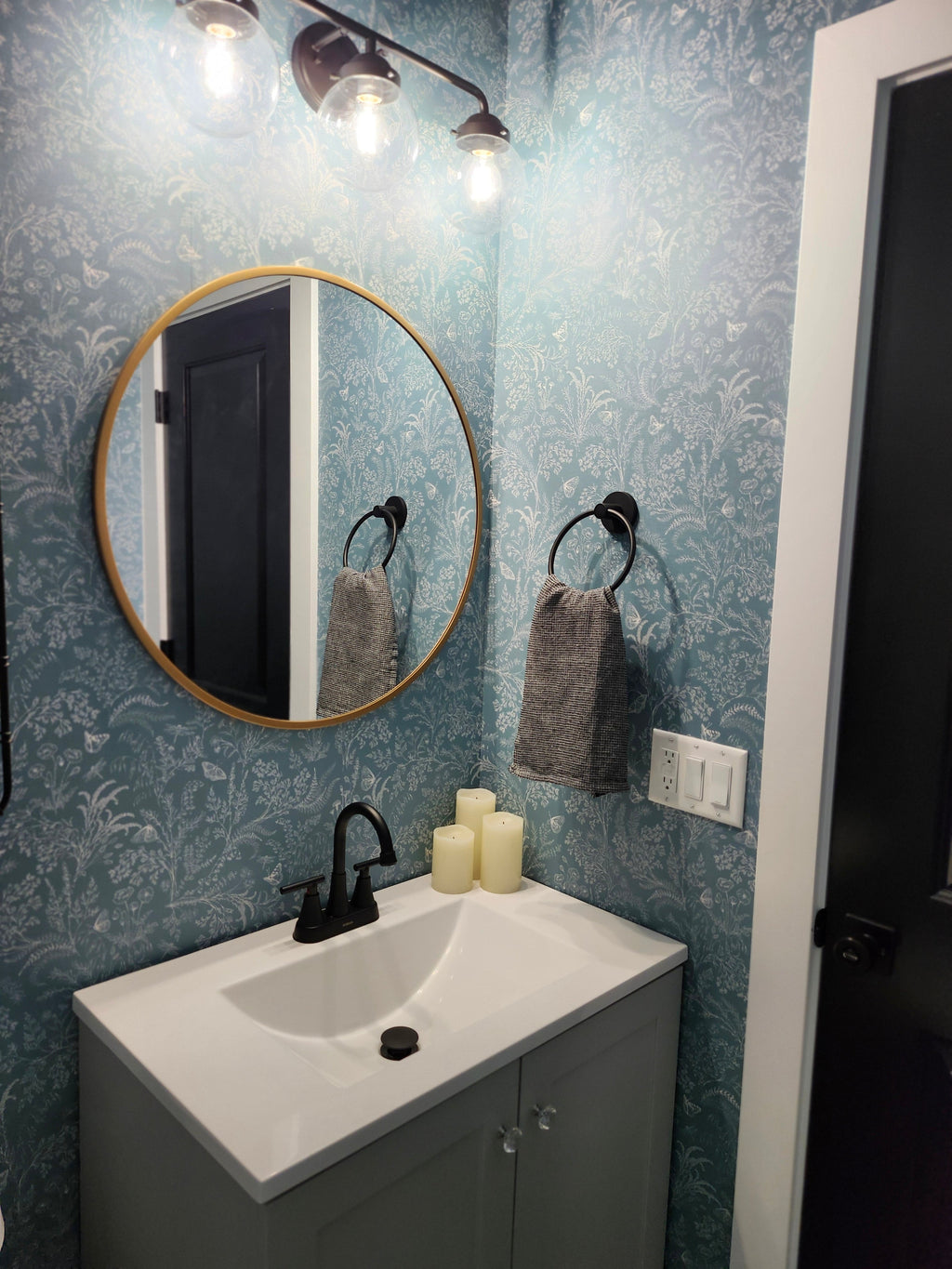 Bronwyn Botanical Peel and Stick Wallpaper by Anna Black Creative
