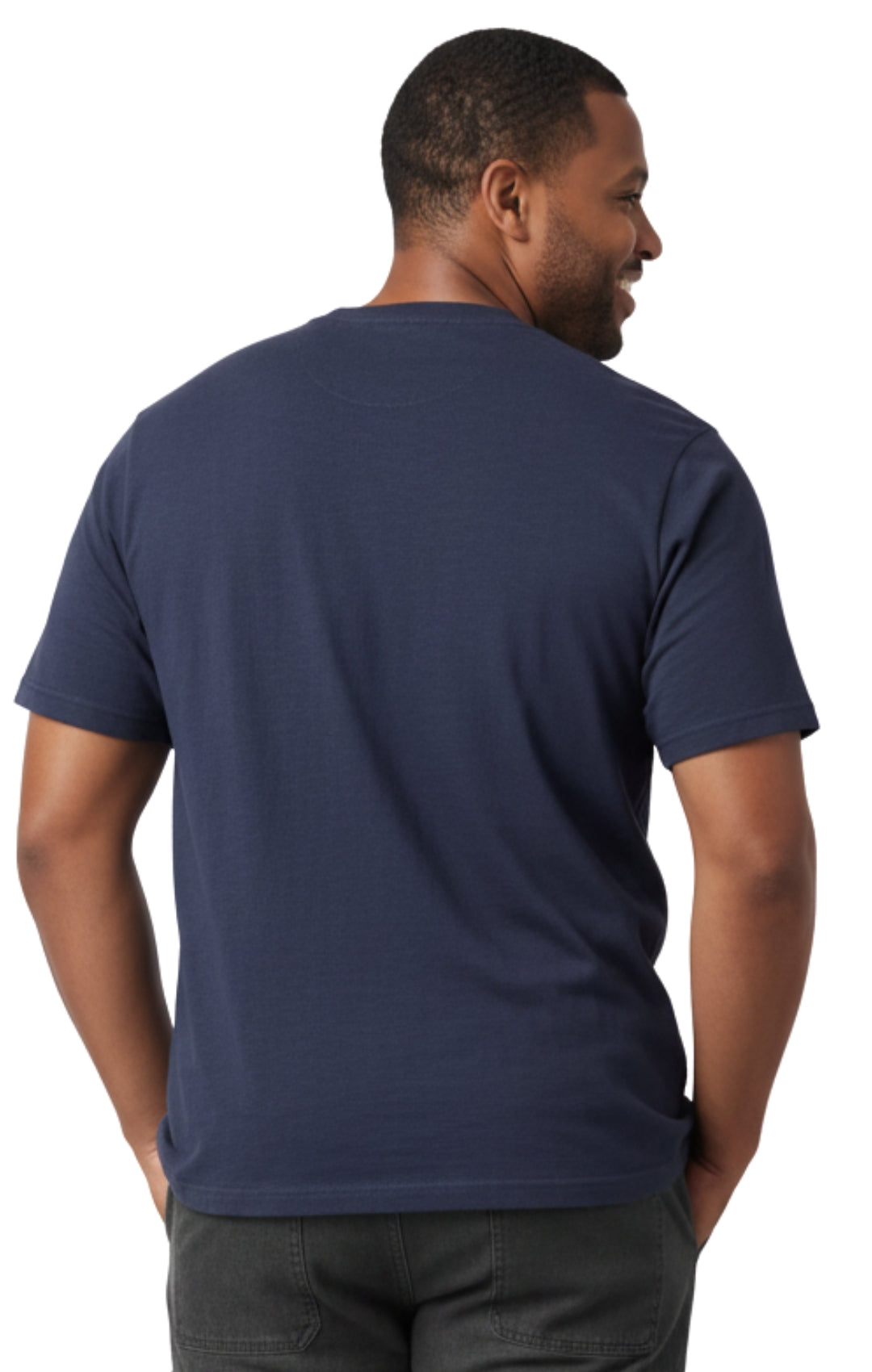 Men's Relaxed Fit Henley T-Shirt with 3-Button Placket & Pocket