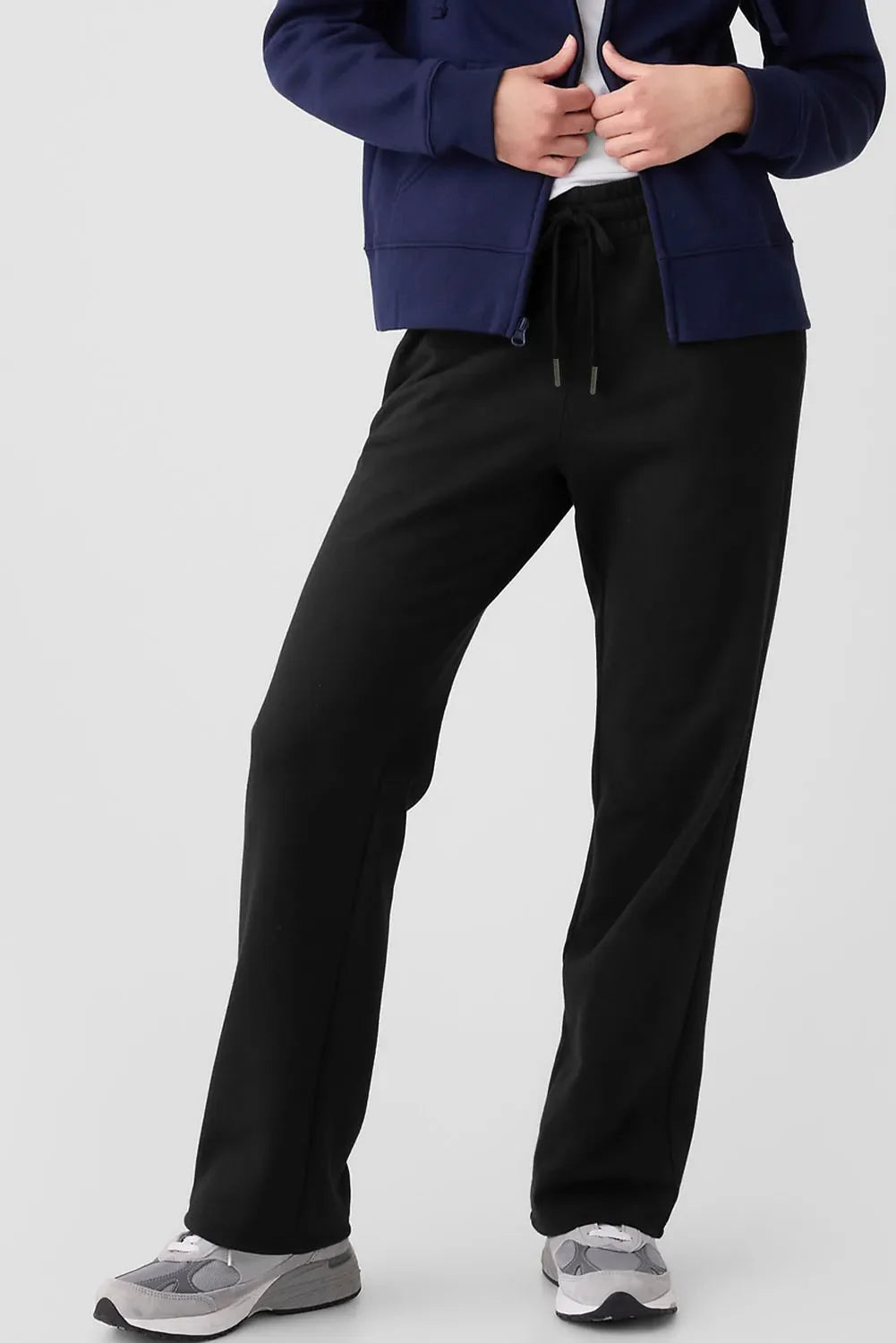 Women's Grey Drawstring Relaxed Fit Lounge Pants with Pockets - Image 10
