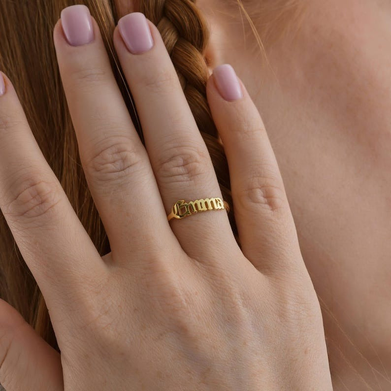 Customized Smooth Name Engraving Band Ring