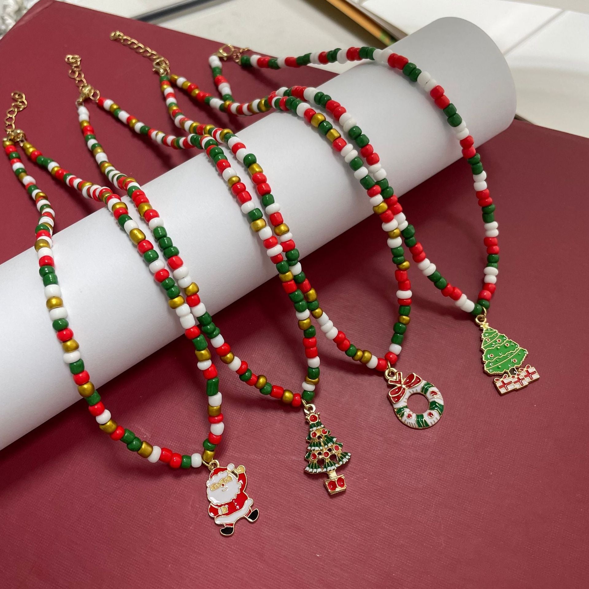Amazon Cross-border Christmas Acrylic Rice Beads Necklace Santa Claus And Other Pendants Factory Direct Approval