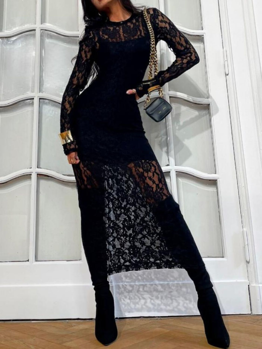 Black Lace Round Neck Long Sleeve Midi Dress