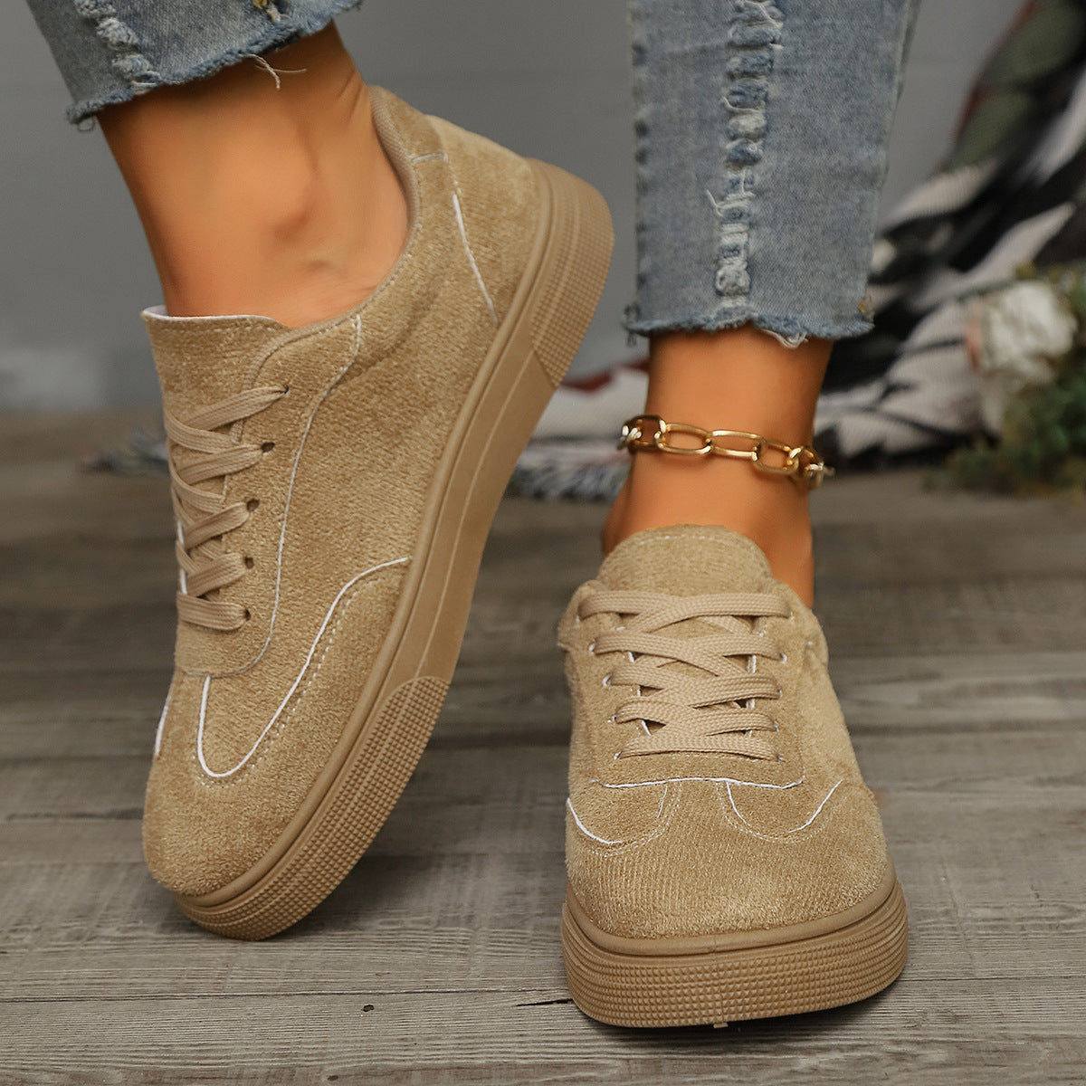 Women's Round Toe Lace-Up Casual Sneakers in Grey and Beige
