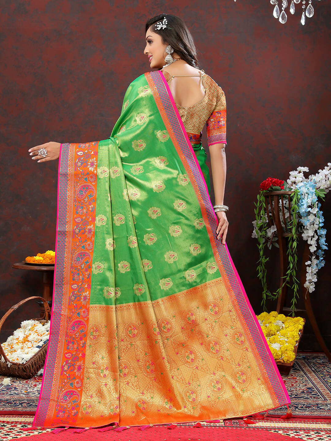 Navy Blue Kanjivaram Silk Saree with Zari Weaving and Pallu Tassels