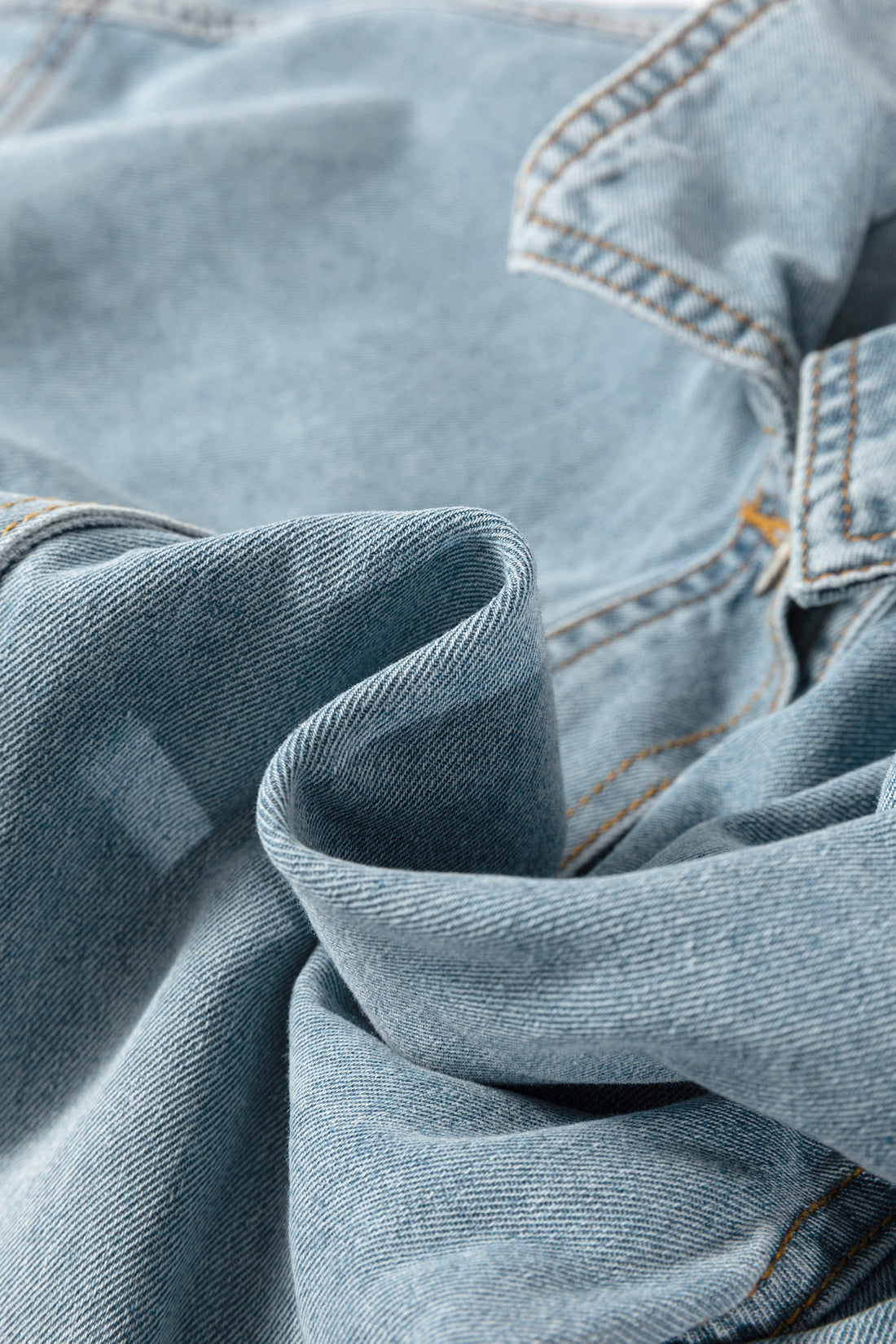 Light Wash Denim Drawstring Hem Buttoned Jacket