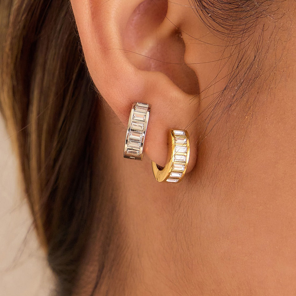 High-End 18K Gold Rhinestone Inlaid Minimalist Earrings
