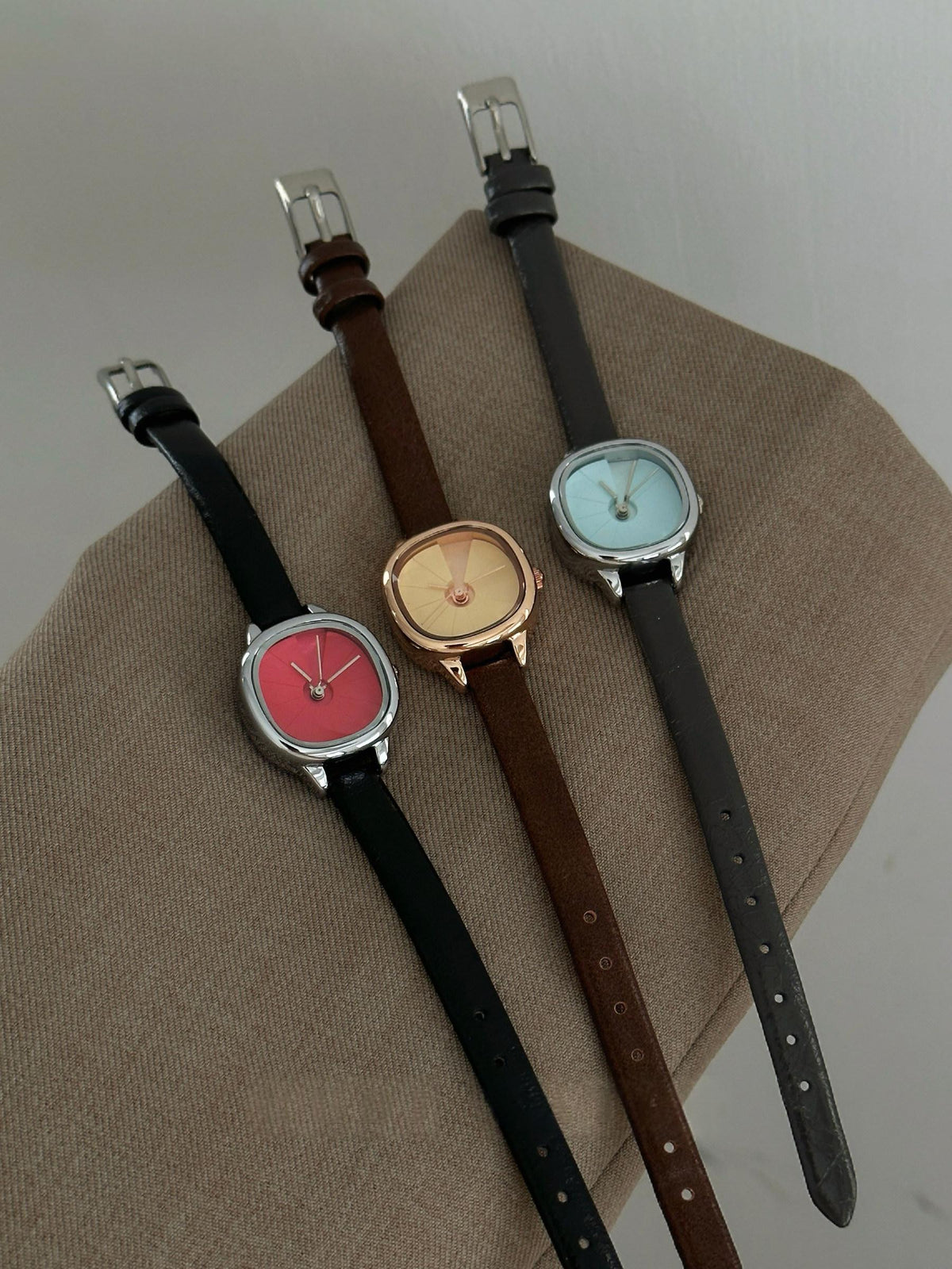 Retro Student Watch With A Spiral Staircase Design