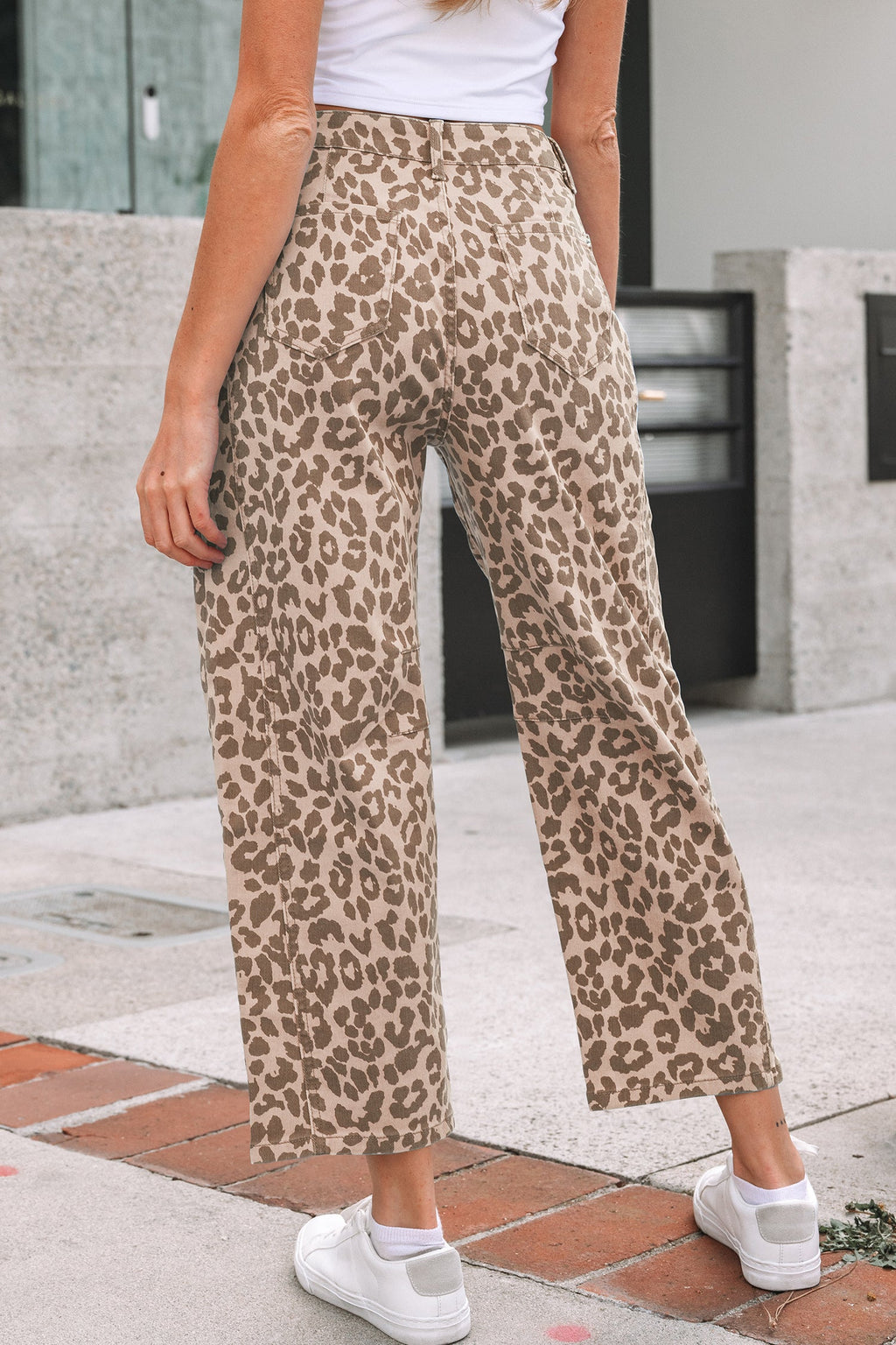 Winnie Leopard Print Straight Loose Jeans for Everyday Wear