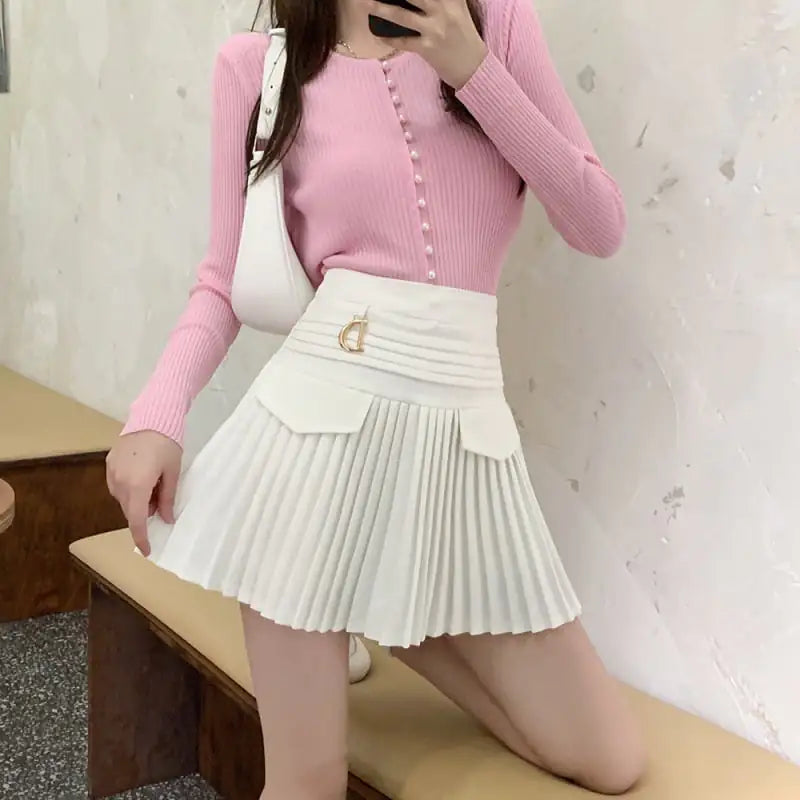 Women's High-Waisted Pleated Mini Skirt in Black or White - Image 12