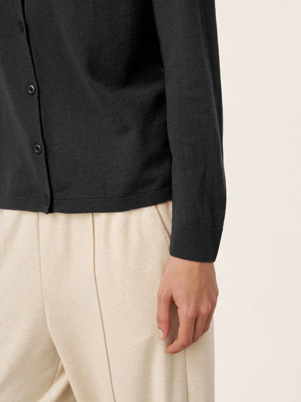 100% Extra-Fine Merino Wool Buttoned Knit Cardigan CAYLA