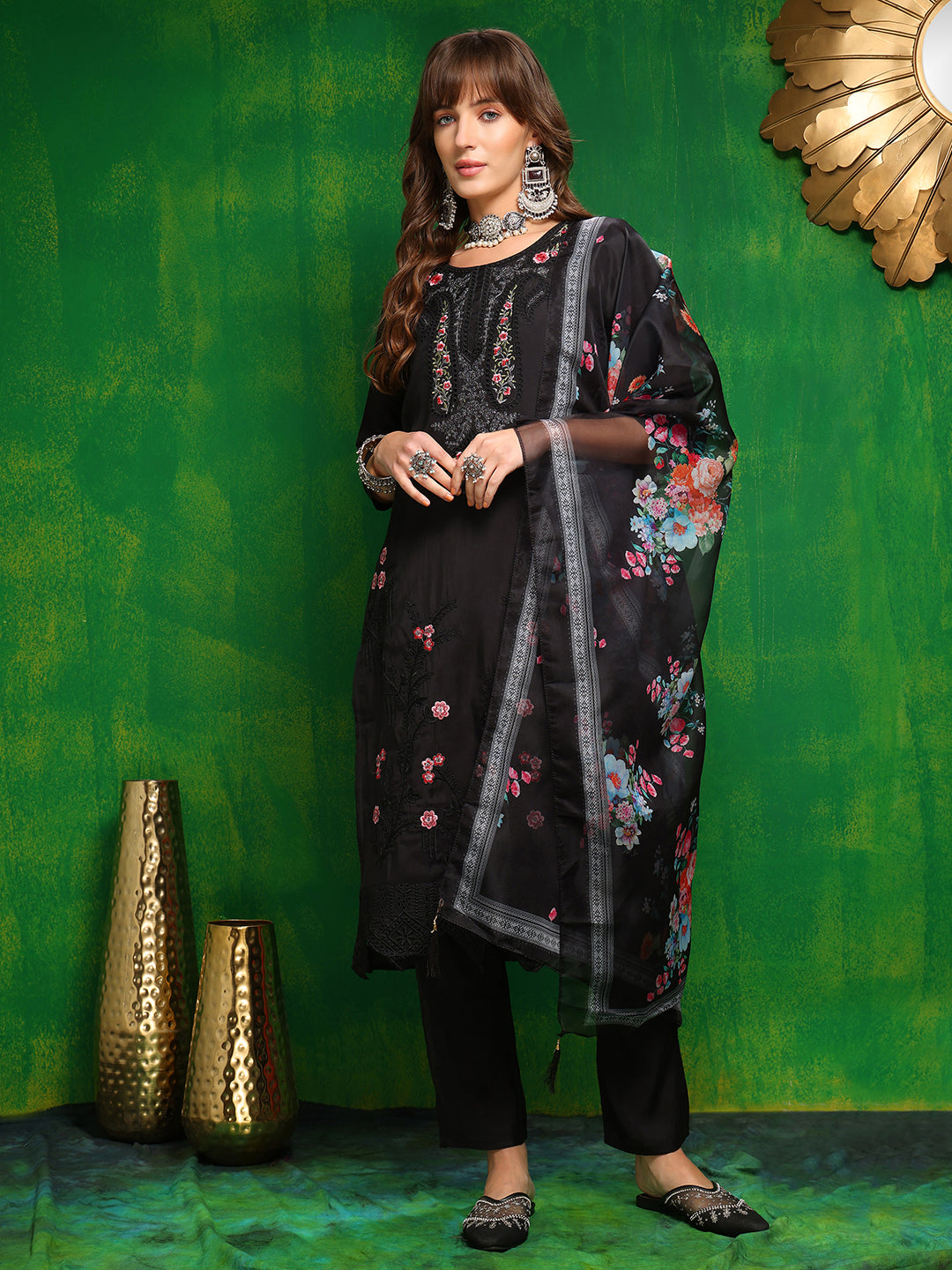 Black Pakistani-style Chanderi embroidered kurta set with matching pants and dupatta