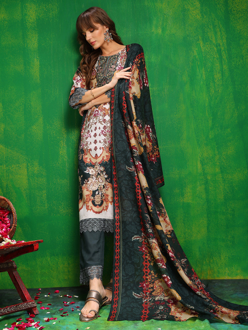 Bottle-Green Pakistani Printed Kurta Set with Pant & Dupatta