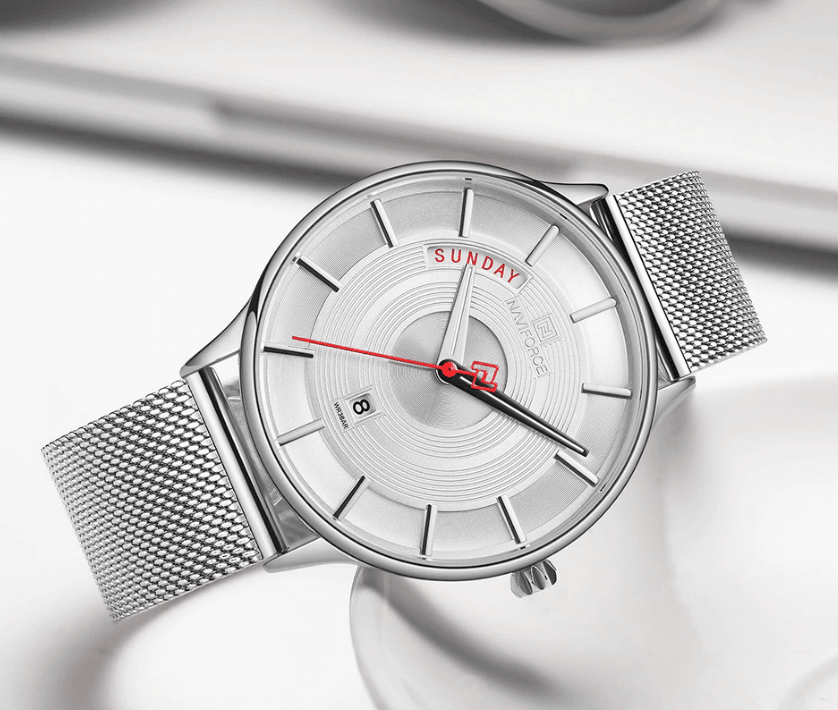Minimalist Stainless Steel Analog Quartz Watch for Men