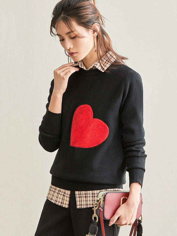 Harajuku Style Women's Black Knit Crewneck Sweater with Red Heart - Image 4