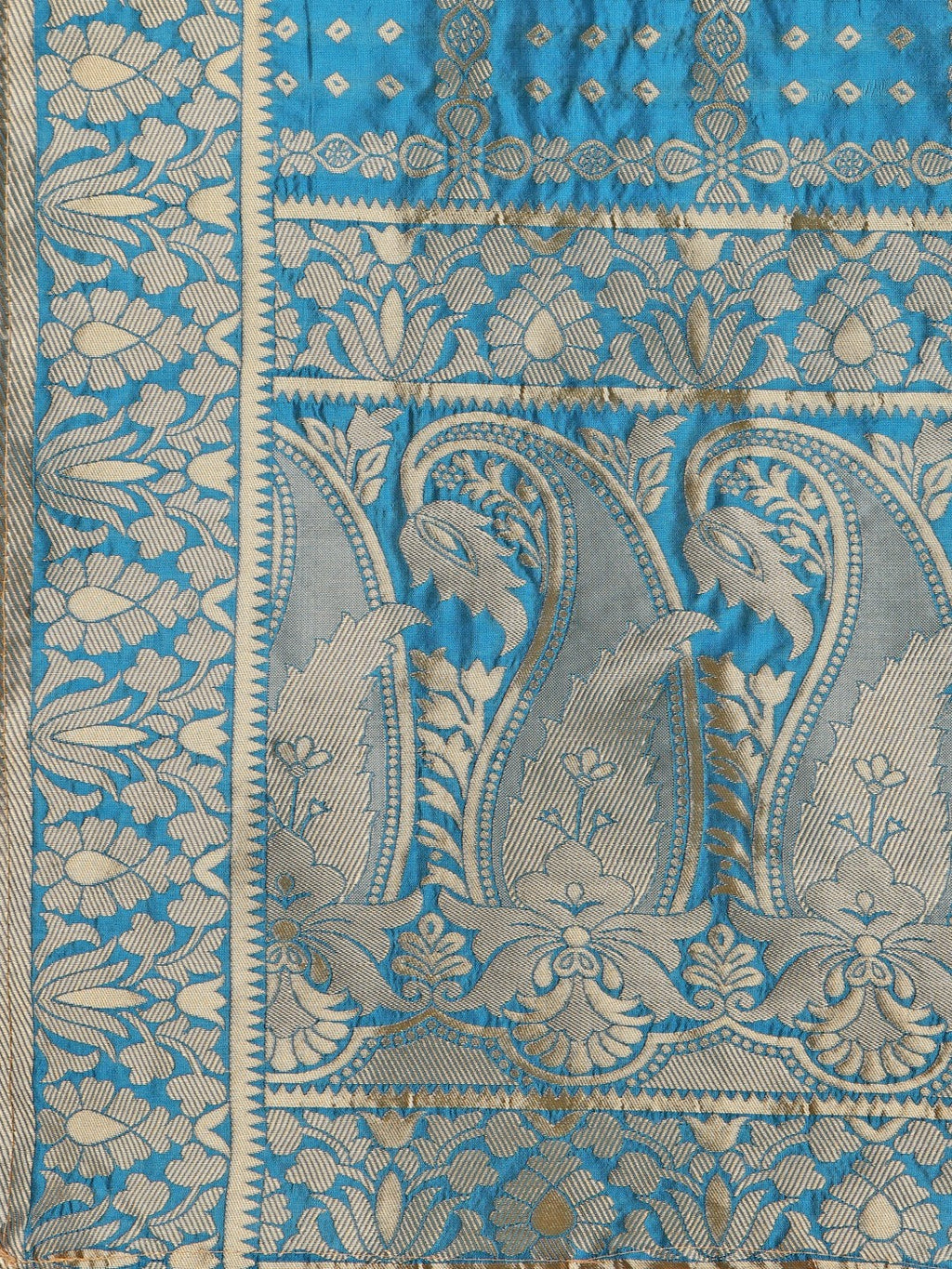 Blue Ready-to-Wear Lehenga with Unstitched Blouse and Dupatta