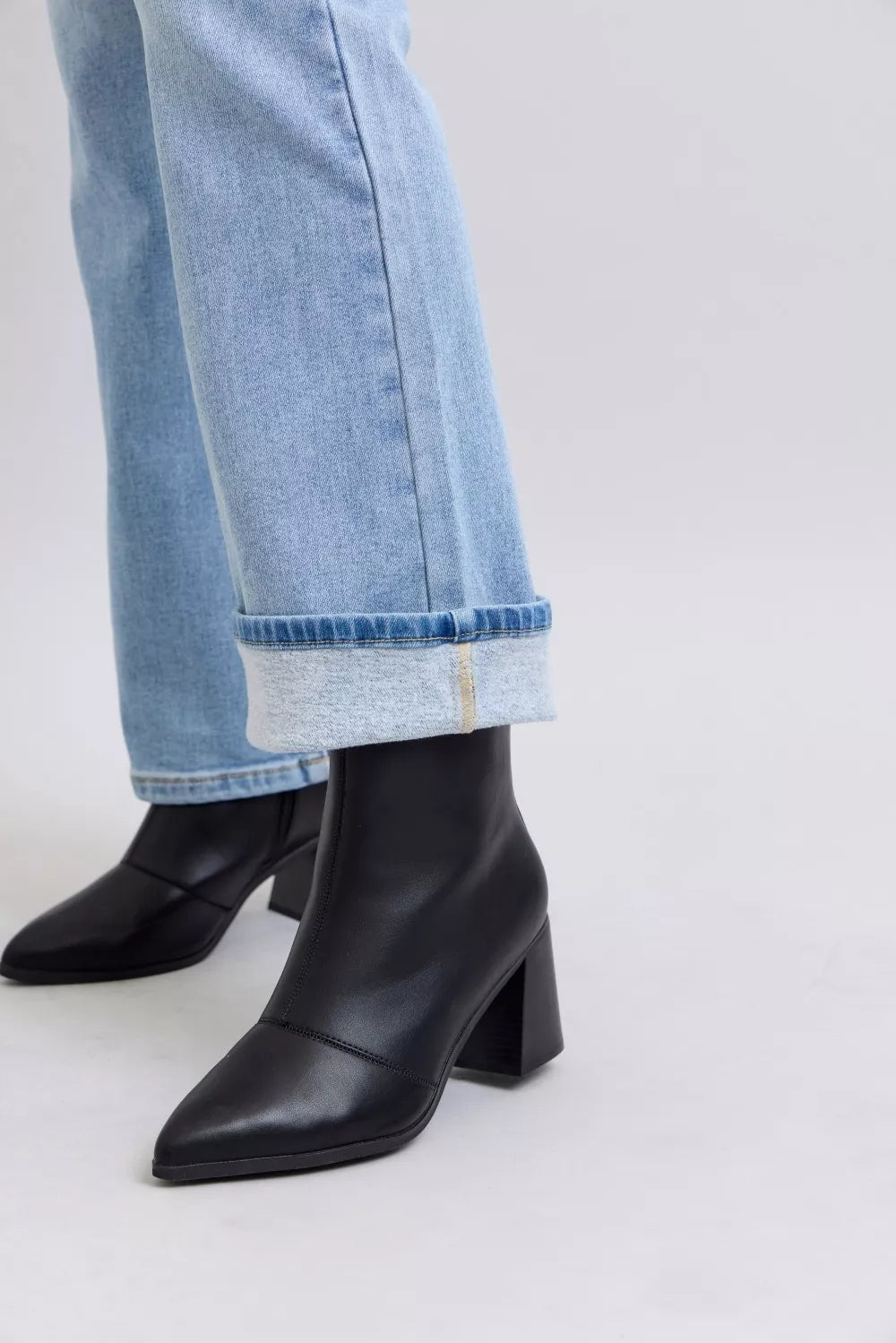 Judy Blue Mid Rise Thermal Bootcut Jeans | Cozy Winter Denim