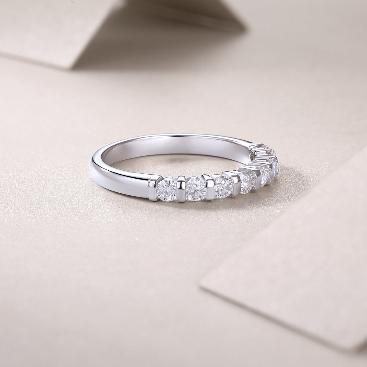 S925 Silver 2.1g Platinum Plated Moissanite Ring, 2.8mm 8pcs D VVS1 Half Eternity Band, GRA Certified US 5-9