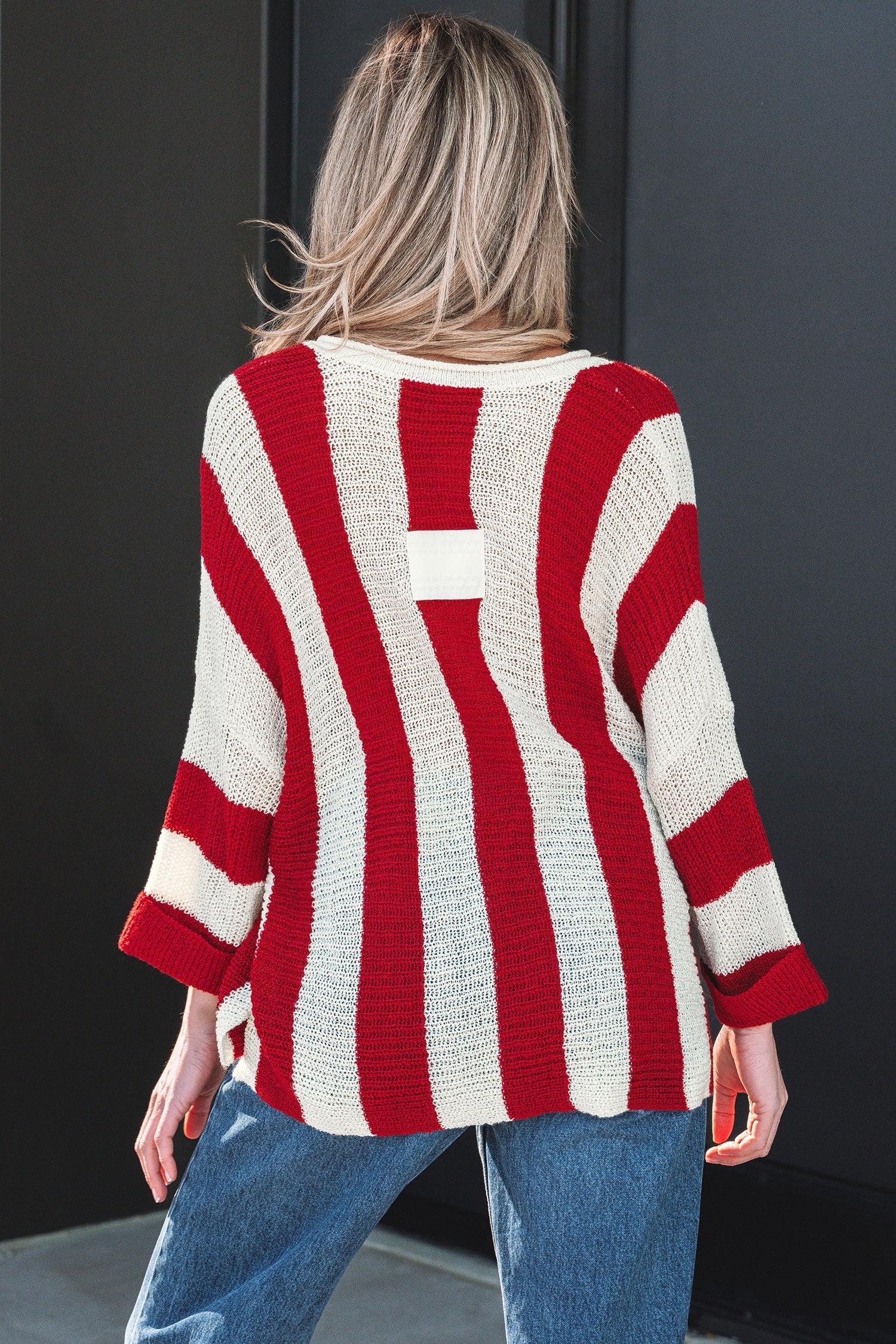 Colorblock Stripe V-Neck Bracelet Sleeve Sweater - Red and White