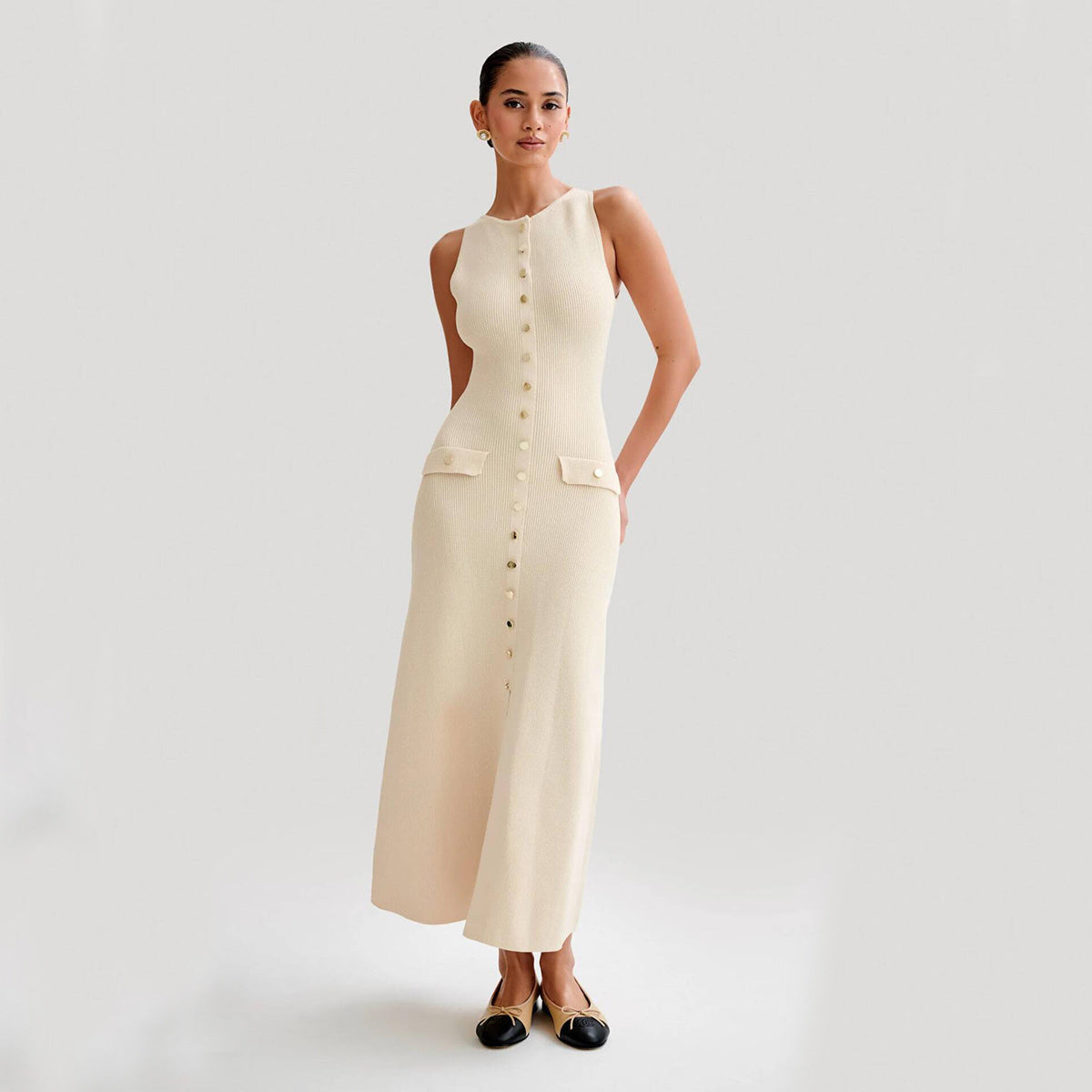Minimalist Sleeveless Knitted Slim Fit Round Neck Midi Dress