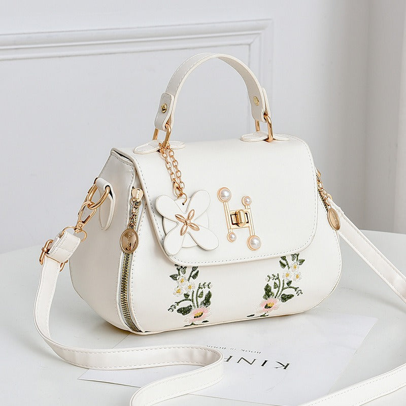 Harajuku Style Embroidered Bucket Handbag with Shoulder Strap - Image 6
