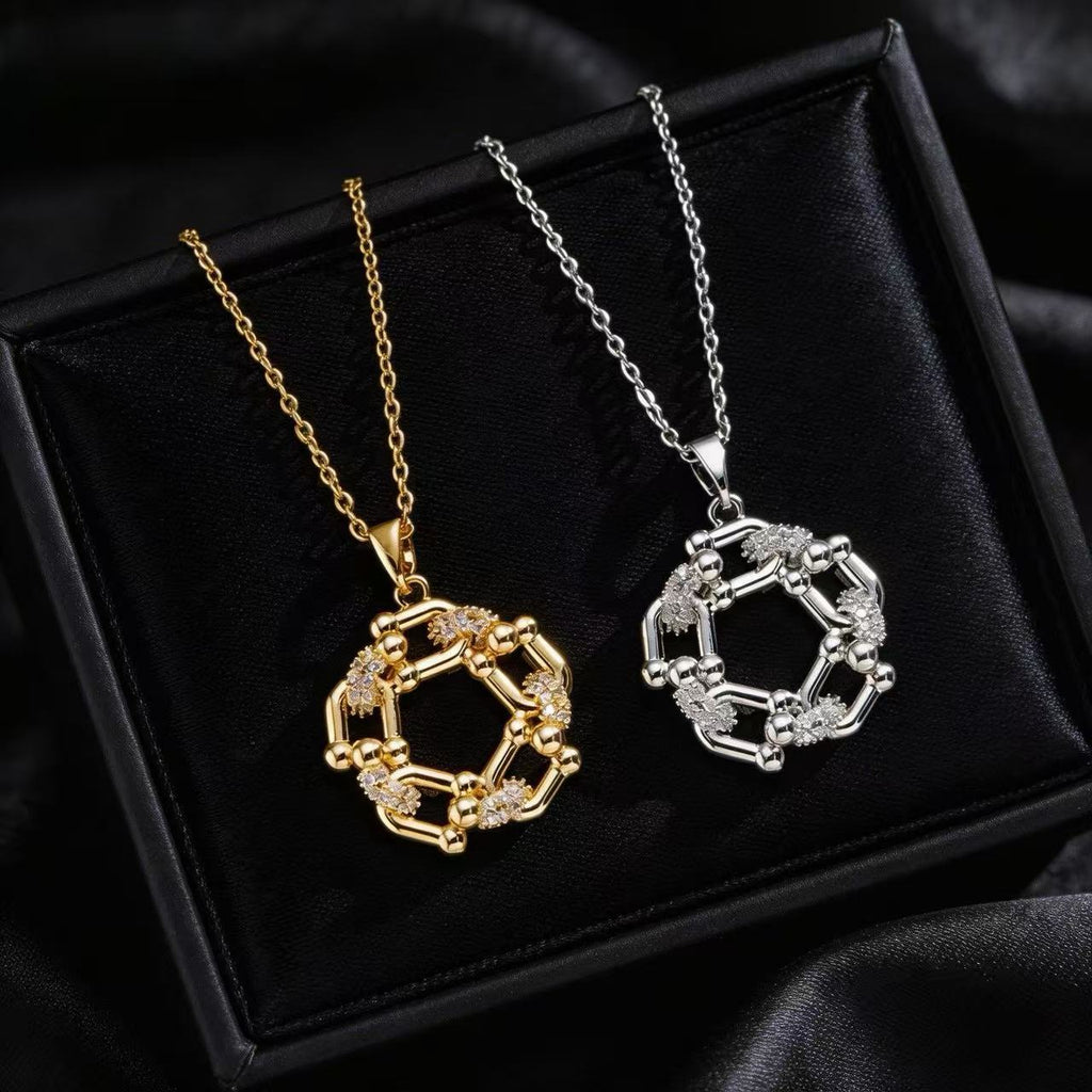 Unique Full Zircon Horseshoe Shaped Ring Necklace, Copper Micro Inlaid Zircon Exquisite Element Style Necklace Accessories