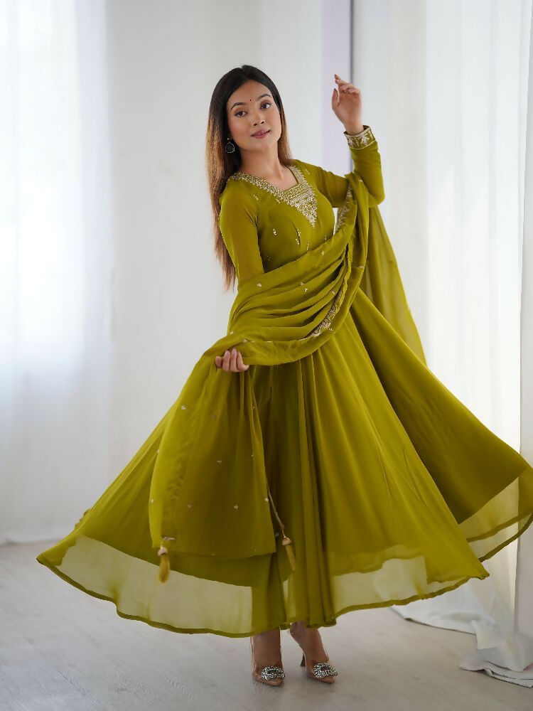 Mehndi Olive Green Kurta Set with Sequence Embroidery Work