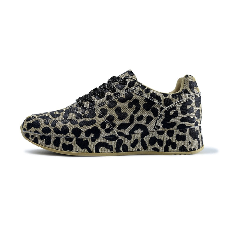 Trendy Leopard Print Lace-Up Casual Sneakers for Women - Image 4