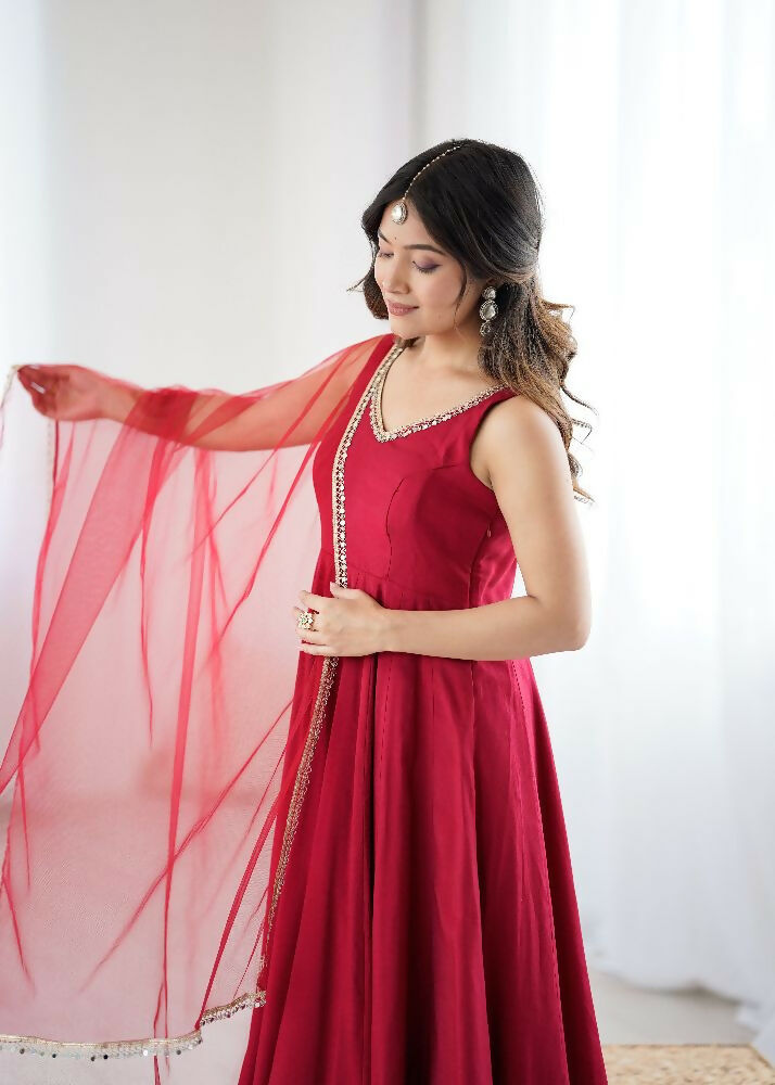 Maroon Chanderi Kurta Set with Sequence Embroidery Work