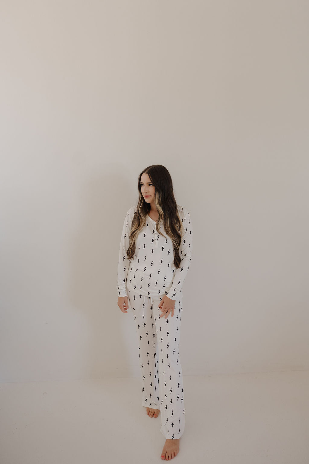 Women's Long Sleeve Bamboo Pajama Set in White & Black Lightning Bolt