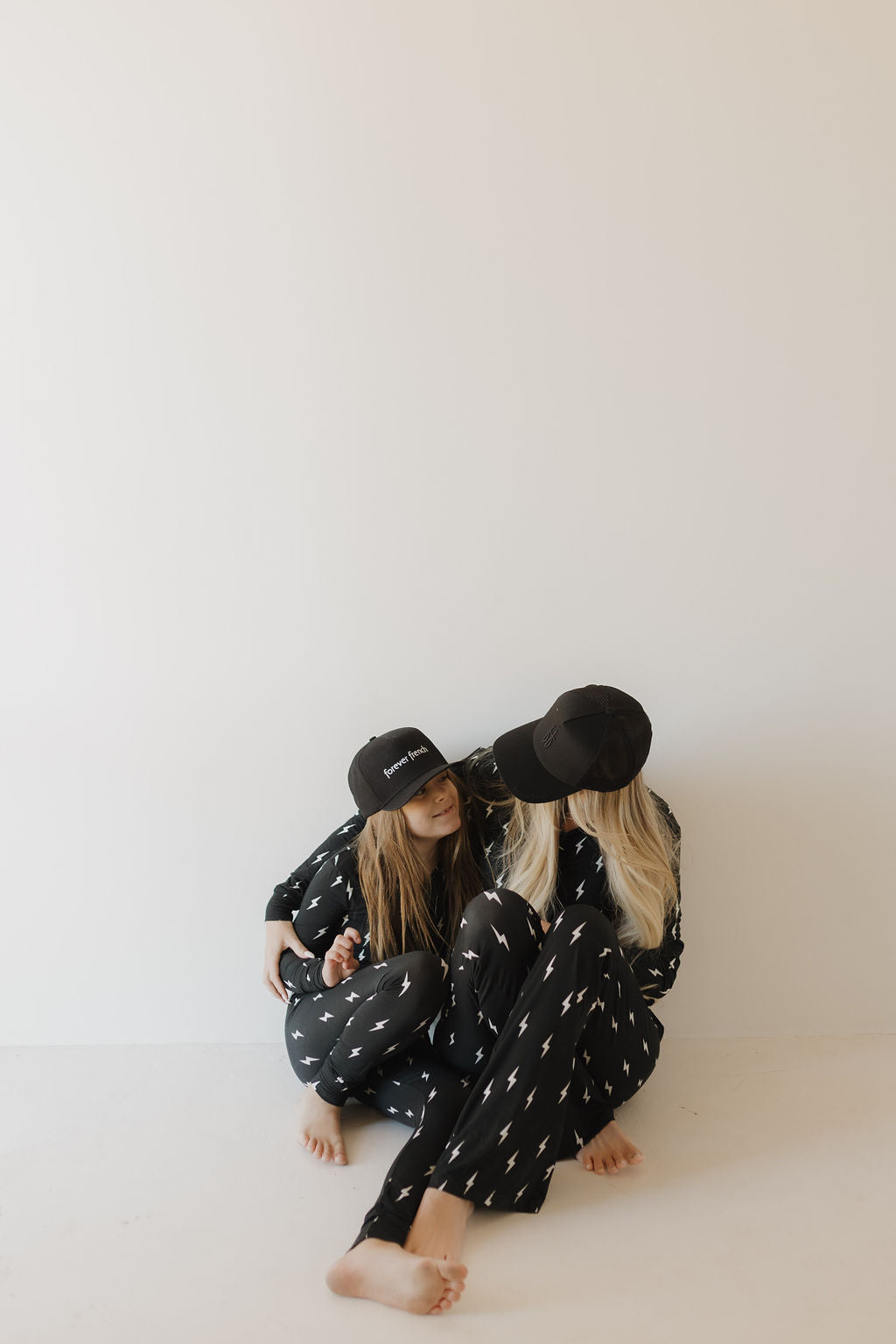 Women's Bamboo Long Sleeve Pajama Set in Midnight Lightning Bolt