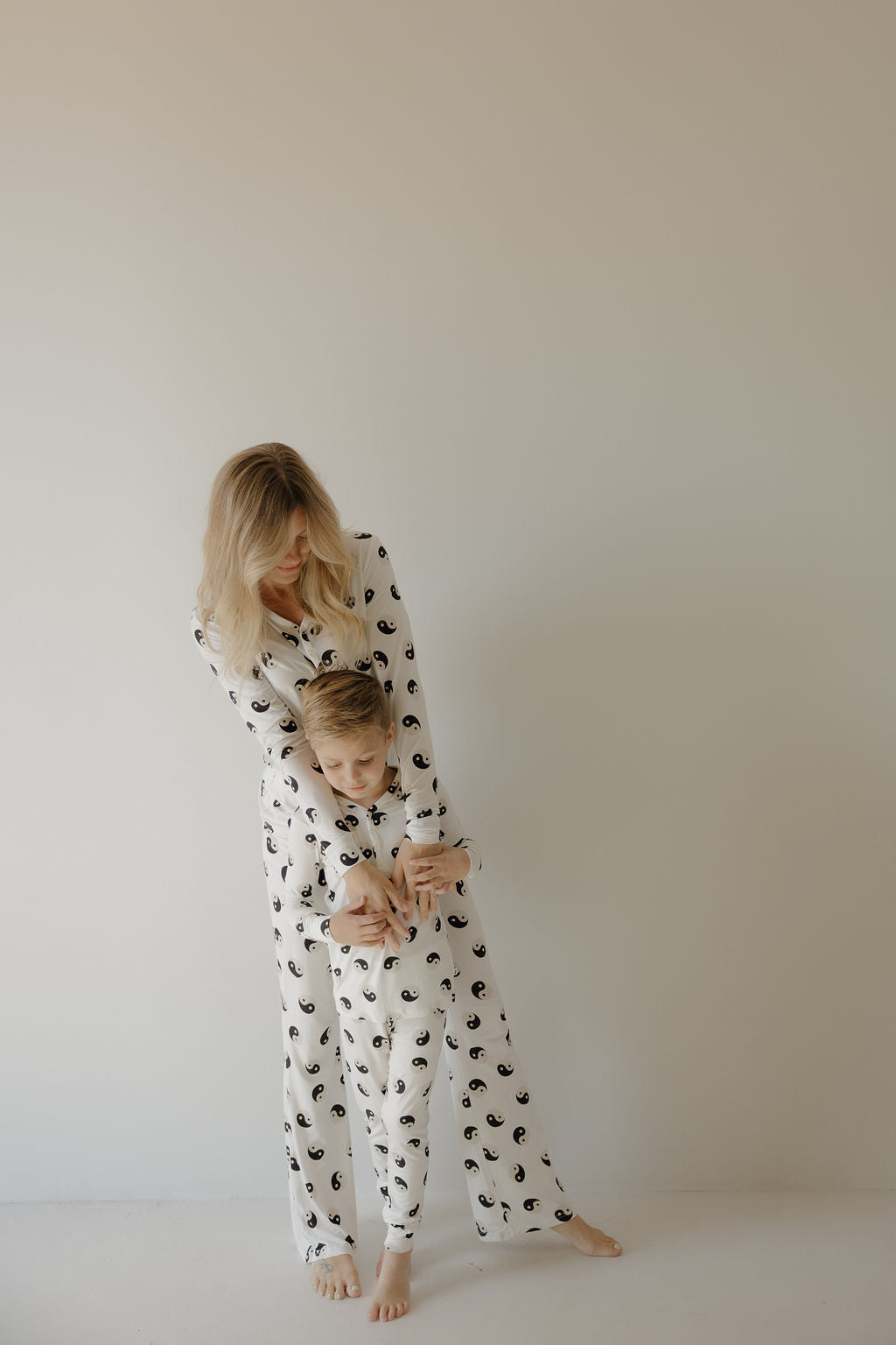 Women's Bamboo Pajama Set in Black and White Yin Yang Print