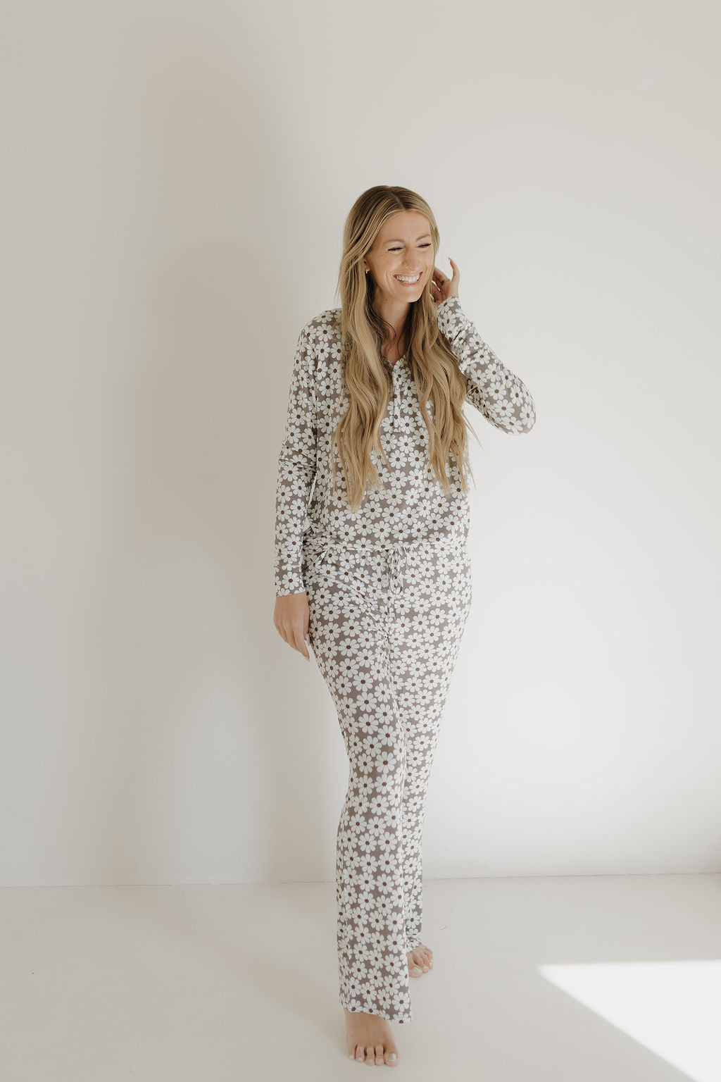 Women's Long Sleeve Bamboo Pajama Set in Darlin' Daisy Print - Image 5