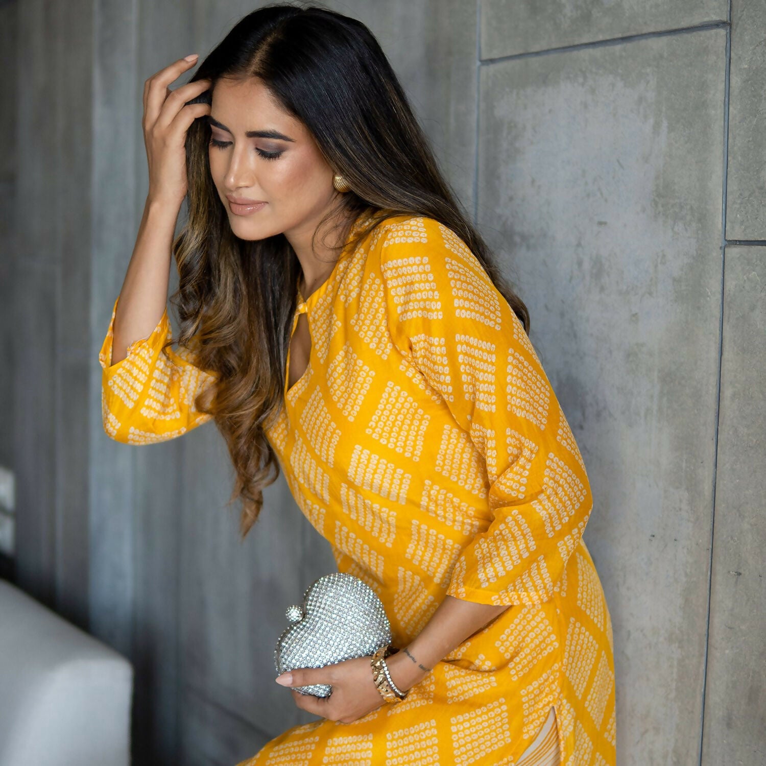 Women's Yellow Pure Muslin Straight Kurta and Pant Set with Print