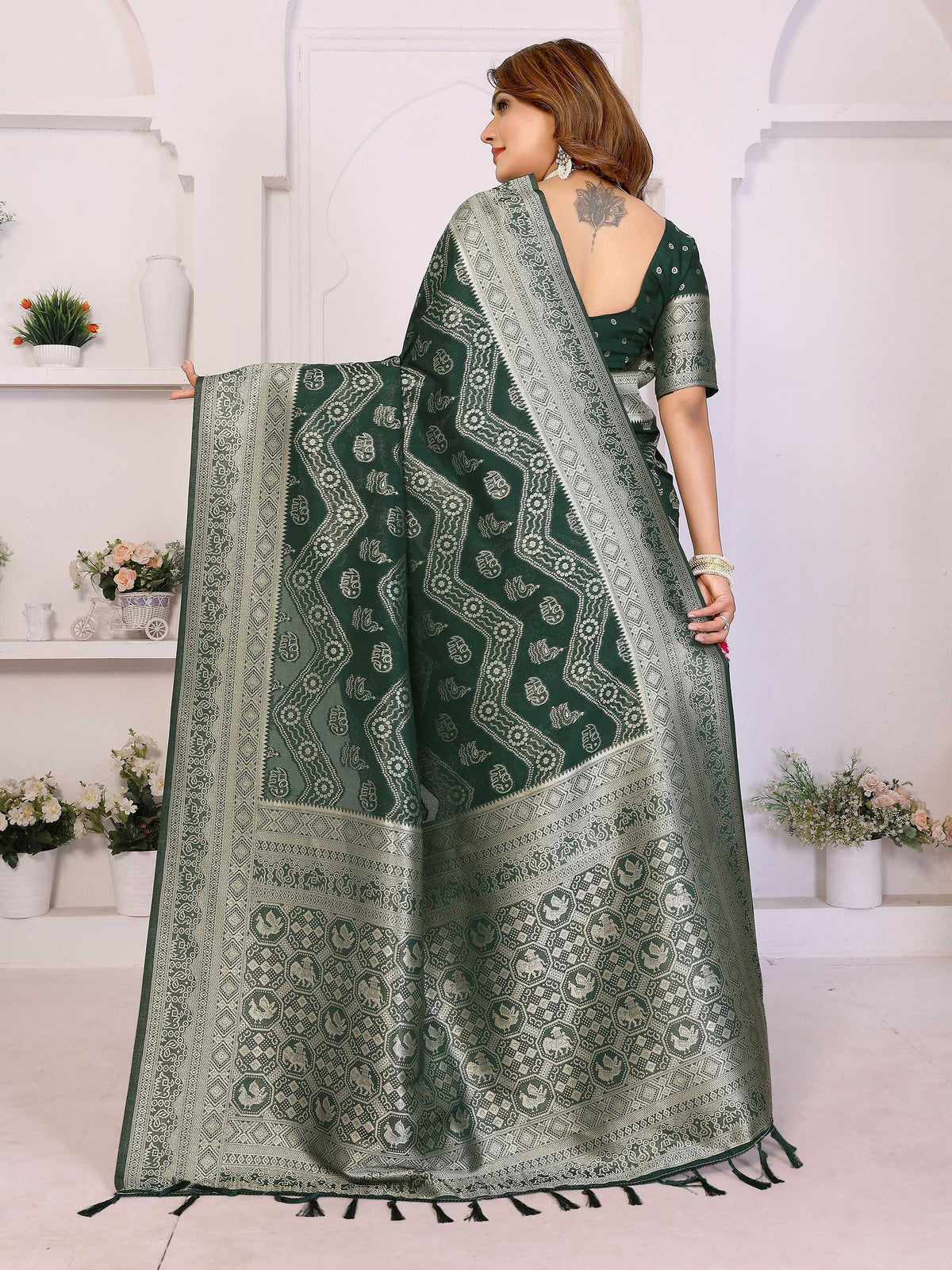 Green Georgette Silk Leheriya Saree with Zari Weaving