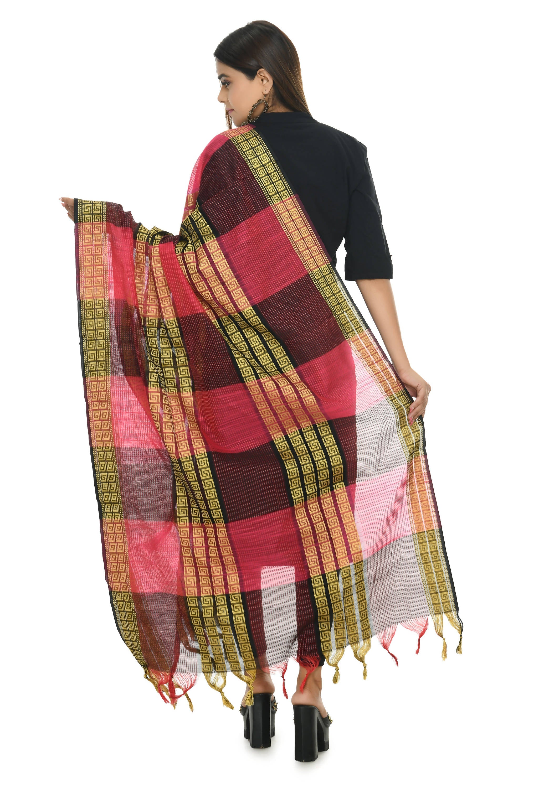 Rani Tone Handloom Cotton Dupatta with Geometric Pattern