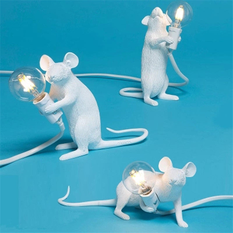 Whimsical Resin Mouse Table Lamp – Unique Decorative LED